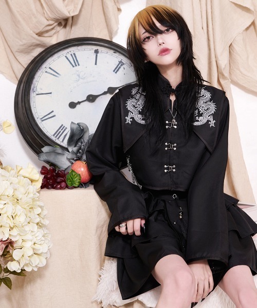 ililil（イルイルイル）の「『ililil/イルイルイル』【カッコ