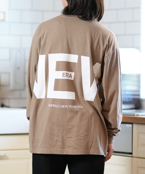 NEW ERA(ニューエラ)の「NEW ERA/ニューエラ ロンT/長袖Tシャツ バックプリント 14324692/14324693/14324694(Tシャツ/カットソー・メンズ・ベージュ/ホワイト/ブラック・M/L/XL/XXL)」の3枚目の写真