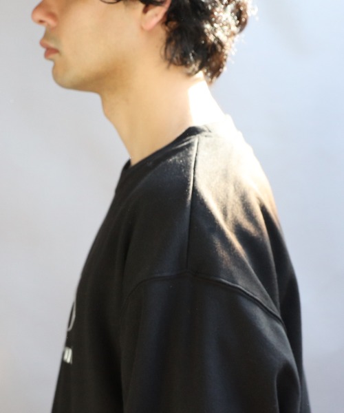 YOUNGOLD ブラック スウェット トレーナー 2025年最新】sixtones トレーナー youngの人気アイテム - メルカリ