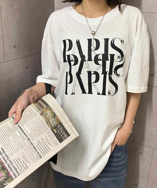 NANEA(ナネア)の「PARISロゴプリントTシャツ(Tシャツ/カットソー・レディース・ホワイト/ブラック/グレー・LARGE/X-LARGE/XX-LARGE/XXX-LARGE)」の2枚目の写真