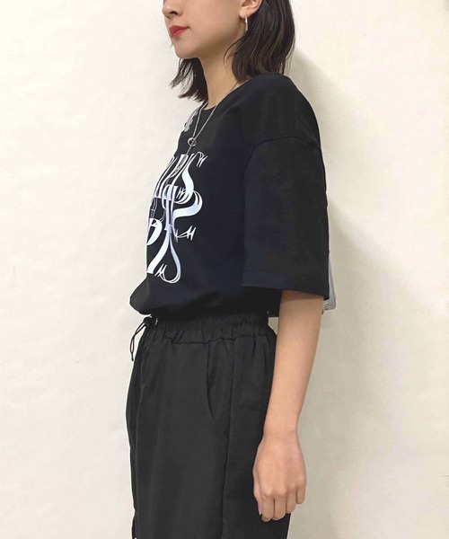 NANEA(ナネア)の「PARISロゴプリントTシャツ(Tシャツ/カットソー・レディース・ホワイト/ブラック/グレー・LARGE/X-LARGE/XX-LARGE/XXX-LARGE)」の13枚目の写真