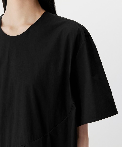 JNBY（ジェーエヌビーワイ）の「Breezy Gathered Dress / ギャザードレスワンピース（ドレス・レディース・ブラック/ベージュ・34/36/38）」の7枚目の写真