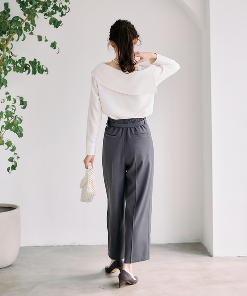 12Twelve Agenda(トゥエルブ アジェンダ)の「肩レースオフショル風ブラウス(シャツ/ブラウス・レディース・サックスブルー/オフホワイト/ブラック・M)」の6枚目の写真