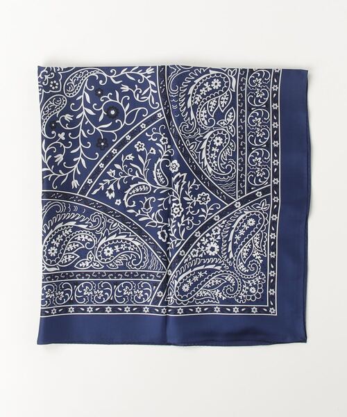 THE SHINZONE(ザ シンゾーン)の「THE SHINZONE BANDANA PRINTED SILK SCARF 25SMSIT03(バンダナ/スカーフ・レディース・バーガンディー/ネイビー・FREE)」の7枚目の写真