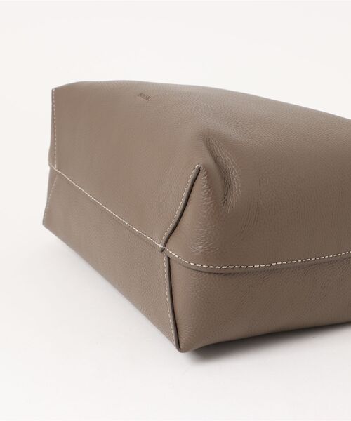 FOSSIL(フォッシル)の「フォッシル 肩かけバッグ レディース レザー グレー 11インチのiPad収納可 ZB11003793(ショルダーバッグ・レディース・グレー・FREE)」の6枚目の写真