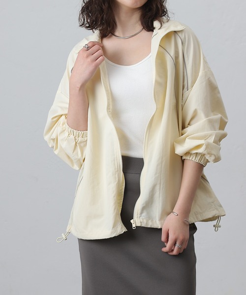 COLONY 2139(コロニートゥーワンスリーナイン)の「ナイロンパイピングブルゾン(ブルゾン・レディース・アイボリー/ブラック/カーキ・FREE)」の6枚目の写真