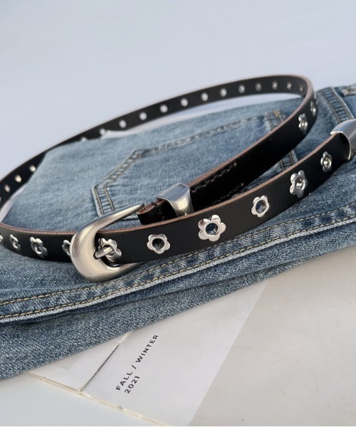 LAC-VERT（ラック・ヴェール）の「フラワーハトメベルト（ベルト・レディース・ブラック/キャメル/ブラウン・FREE）」の7枚目の写真