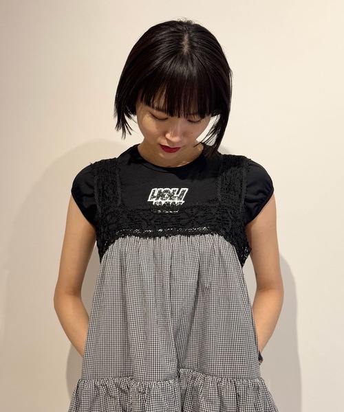 HOLIDAY(ホリデイ)の「FAST DRY JERSEY PUFF S/S TOPS ファストドライジャージパフショートスリーブトップス(Tシャツ/カットソー・レディース・ブラック/ピンク・ONE SIZE)」の4枚目の写真