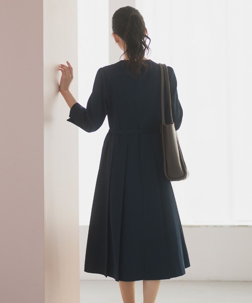 CELEN（セレン）の「【洗える/防シワ/UV/花粉防止】プリーツワンピース ≪卒業式 入学式 セレモニー ママスーツ≫（スーツスカート・レディース・ネイビー/ピンクベージュ/グレー・L/M/S）」の11枚目の写真