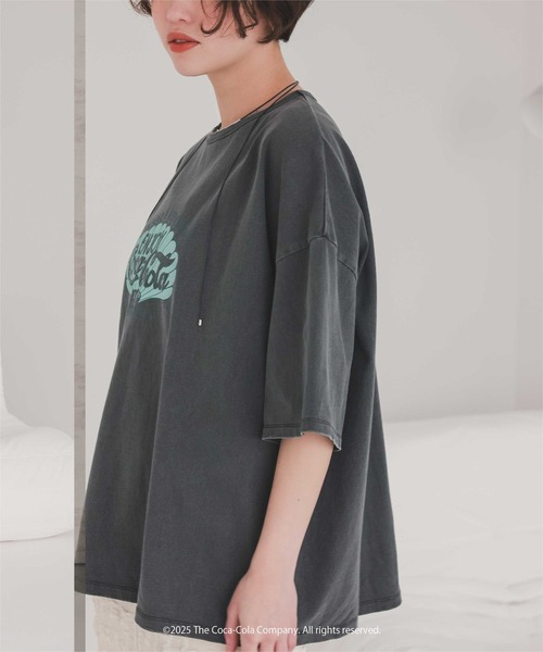 titivate（ティティベイト）の「コカ・コーラ オーバーサイズTシャツ（Tシャツ/カットソー・レディース・グレー系その他/グレー系その他2/グレー系その他3・S/M/L）」の11枚目の写真