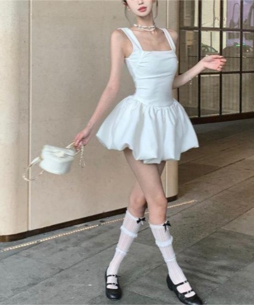 Ritzy(リッツィー)の「バルーンミニスカートワンピース(ワンピース・レディース・ブラック/ホワイト・M/L)」の9枚目の写真