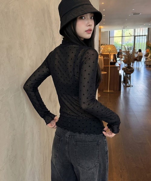 HOOK(フック)の「【HOOK】for girls ドット柄ハイネックシアートップス(Tシャツ/カットソー・レディース・ブラック/ホワイト・FREE)」の20枚目の写真