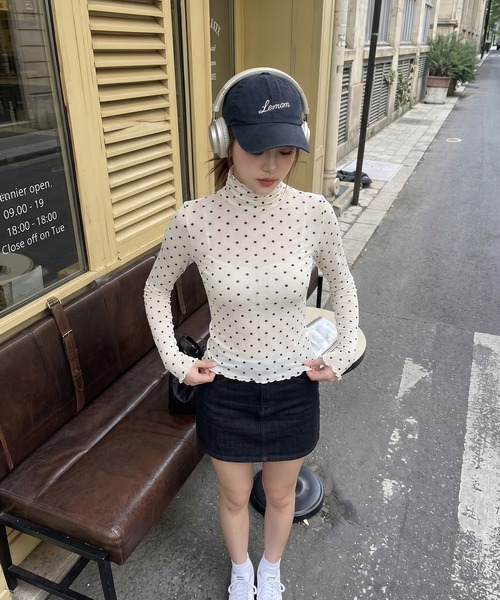 HOOK(フック)の「【HOOK】for girls ドット柄ハイネックシアートップス(Tシャツ/カットソー・レディース・ブラック/ホワイト・FREE)」の14枚目の写真