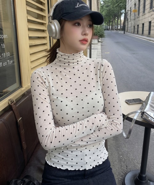 HOOK(フック)の「【HOOK】for girls ドット柄ハイネックシアートップス(Tシャツ/カットソー・レディース・ブラック/ホワイト・FREE)」の13枚目の写真