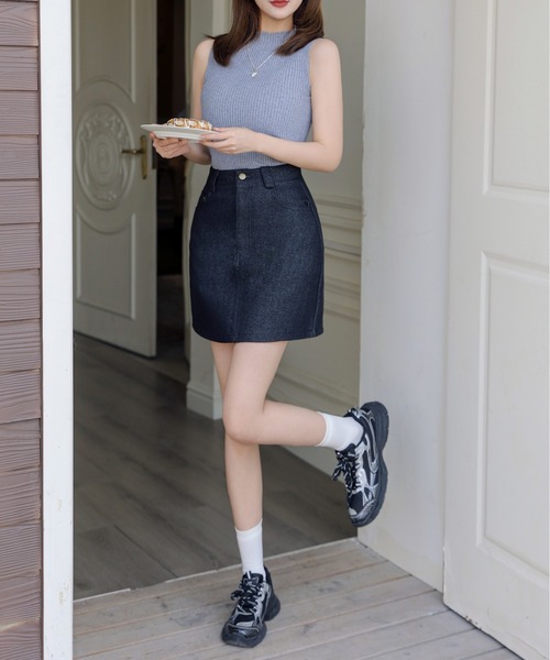 FINEnough(ファインナフ)の「インパン付台形ミニスカート(スカート・レディース・チャコールグレー/ネイビー/ブラック・S/M/L)」の5枚目の写真