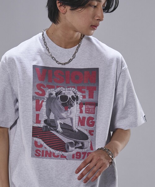 PUBLUX（パブリュクス）の「VISION STREET WEAR/ヴィジョンストリートウェアー DOG PHOTO グラフィックTシャツ(限定展開)　(UNISEX)（Tシャツ/カットソー・メンズ・ホワイト/ブラック/ライトグレー・MEDIUM/X-LARGE/LARGE）」の3枚目の写真