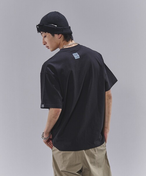 PUBLUX（パブリュクス）の「VISION STREET WEAR/ヴィジョンストリートウェアー DOG PHOTO グラフィックTシャツ(限定展開)　(UNISEX)（Tシャツ/カットソー・メンズ・ホワイト/ブラック/ライトグレー・MEDIUM/X-LARGE/LARGE）」の6枚目の写真