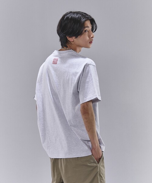 PUBLUX(パブリュクス)の「VISION STREET WEAR/ヴィジョンストリートウェアー DOG PHOTO グラフィックTシャツ(限定展開) (UNISEX)(Tシャツ/カットソー・メンズ・ホワイト/ブラック/ライトグレー・MEDIUM/X-LARGE/LARGE)」の14枚目の写真