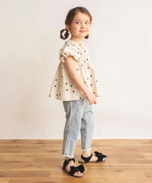 BRANSHES(ブランシェス)の「バルーン袖シャーリングTシャツ(Tシャツ/カットソー・キッズ・アイボリー/ブラック/カラフル・120/130/80/90/100/150/140/110)」の12枚目の写真