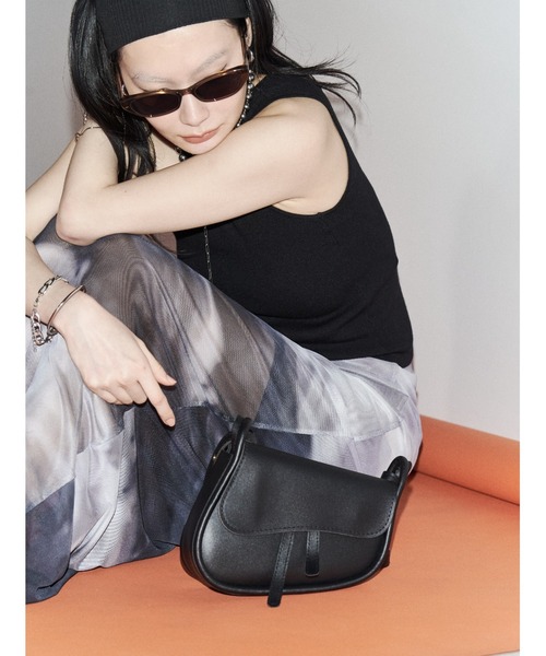 Solace（ソレイス）の「ウェーブフラップミニショルダーバッグ（ショルダーバッグ・レディース・ブラック/ホワイト・FREE）」の19枚目の写真