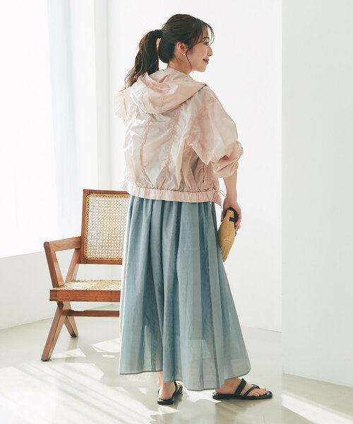 La boutique BonBon（ラブティックボンボン）の「【フェミニンカジュアル】ギャザーライトフードブルゾン（ブルゾン・レディース・ピンク/ネイビー・FREE）」の11枚目の写真