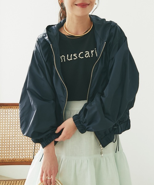 La boutique BonBon（ラブティックボンボン）の「【フェミニンカジュアル】ギャザーライトフードブルゾン（ブルゾン・レディース・ピンク/ネイビー・FREE）」の2枚目の写真