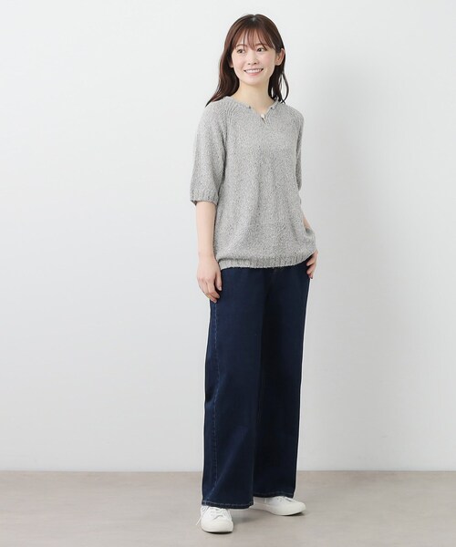 LAURA ASHLEY(ローラアシュレイ)の「【限定店舗展開/日本製/ワンマイルウエア】シルクネップ混 半袖プルオーバー(ニット/セーター・レディース・グレー/ベージュ・38)」の5枚目の写真
