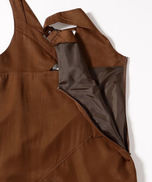 Ray BEAMS(レイビームス)の「ベルト ストラップ ワンピース(ワンピース・レディース・ブラック/ダークブラウン・0/1)」の7枚目の写真