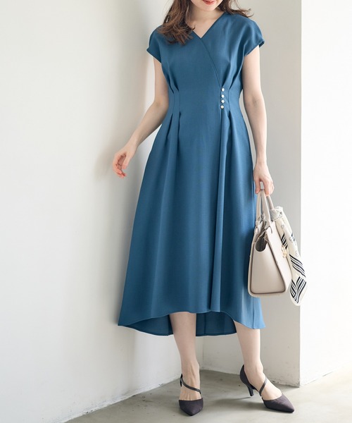 12Twelve Agenda(トゥエルブ アジェンダ)の「カシュクールブッチャーワンピース(ワンピース・レディース・ブルーグリーン/ライトグレー/ベージュ・M)」の2枚目の写真