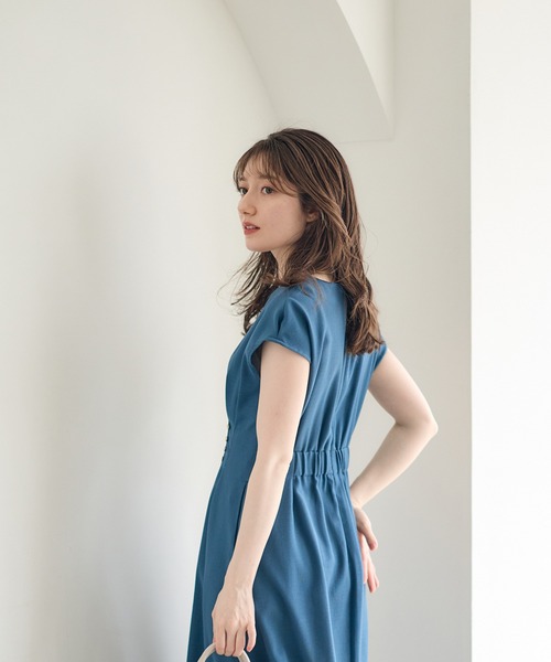 12Twelve Agenda(トゥエルブ アジェンダ)の「カシュクールブッチャーワンピース(ワンピース・レディース・ブルーグリーン/ライトグレー/ベージュ・M)」の21枚目の写真