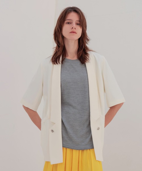 DRESSLAVE（ドレスレイブ）の「relaxy half sleeve jacket(リラクシーハーフスリーブジャケット)（ノーカラージャケット・レディース・ホワイト・38）」の2枚目の写真