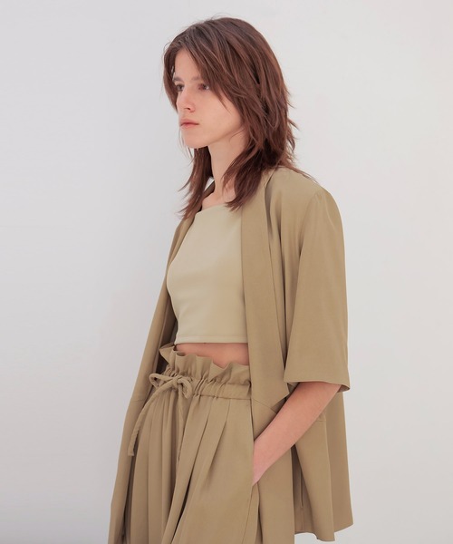 DRESSLAVE（ドレスレイブ）の「relaxy half sleeve jacket(リラクシーハーフスリーブジャケット)（ノーカラージャケット・レディース・ホワイト・38）」の8枚目の写真