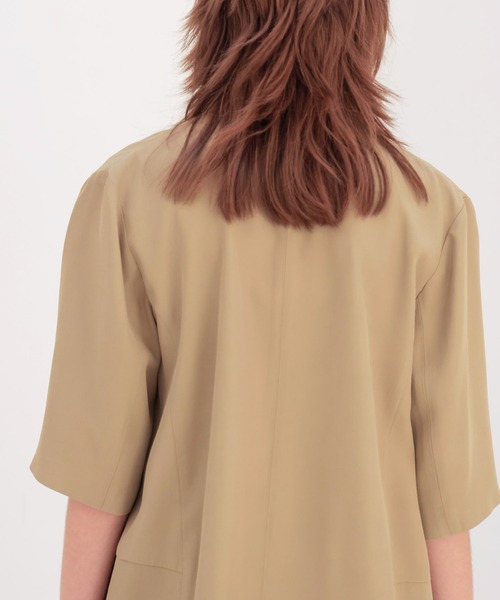 DRESSLAVE（ドレスレイブ）の「relaxy half sleeve jacket(リラクシーハーフスリーブジャケット)（ノーカラージャケット・レディース・ホワイト・38）」の12枚目の写真