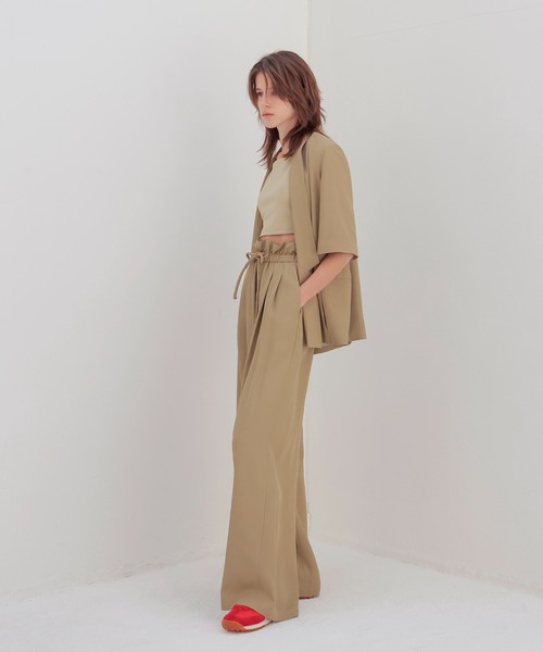 DRESSLAVE（ドレスレイブ）の「relaxy half sleeve jacket(リラクシーハーフスリーブジャケット)（ノーカラージャケット・レディース・ホワイト・38）」の14枚目の写真