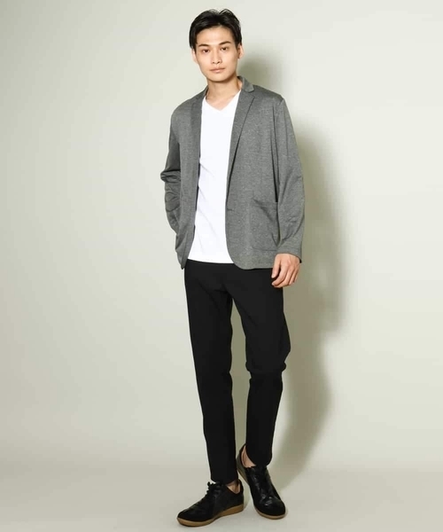 a.v.v（アーヴェヴェ）の「【接触冷感/ジャケイン】シルケットスムースＶネックＴシャツ【UVカット/綿100％】（Tシャツ/カットソー・メンズ・ライトグレー/ホワイト/チャコールグレー・50/46/48/44）」の7枚目の写真