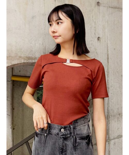 MURUA（ムルーア）の「フロントパーツレイヤードトップス（Tシャツ/カットソー・レディース・ブラック/オレンジ/ホワイト・FREE）」の4枚目の写真