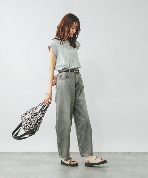 GLOBAL WORK（グローバルワーク）の「フローズンTバックフレア/451574（Tシャツ/カットソー・レディース・ミント/ロイヤルブルー/オフホワイト/ブラック/ブラウン系その他・SMALL/MEDIUM/LARGE）」の19枚目の写真