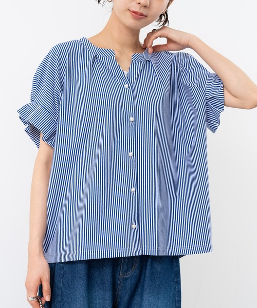 ANNA LUNA(アンナルナ)の「【ANNA LUNA】パールボタン × 袖タック が 上品映え の 旬ブラウス(シャツ/ブラウス・レディース・ブラック/オフホワイト/ブルー・MEDIUM)」の1枚目の写真