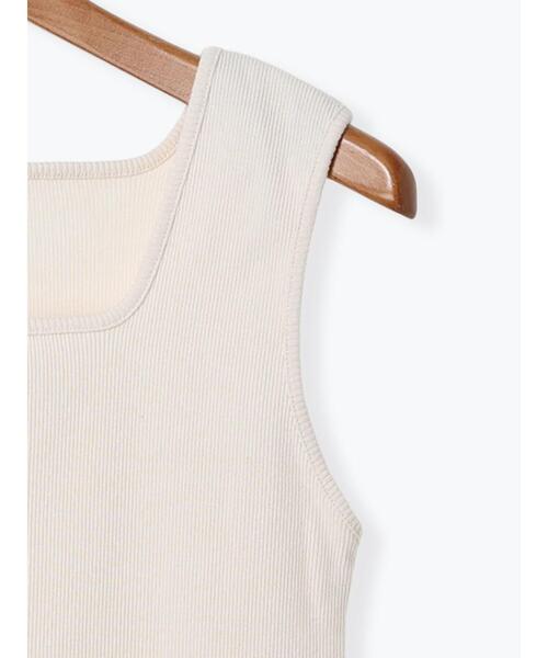 Lugnoncure(ルノンキュール)の「テレコスクエアネックタンクトップ(タンクトップ・レディース・オフホワイト/ベージュ/ブラック・F)」の17枚目の写真