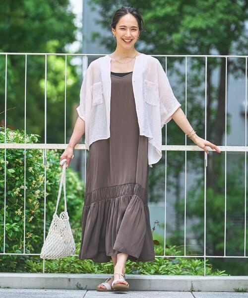 DRESKIP（ドレスキップ）の「【ひんやり】シャーリングがアクセントに 大人のデザインキャミワンピース（ワンピース・レディース・ブラック/ブラウン系・01/02/03/04）」の3枚目の写真