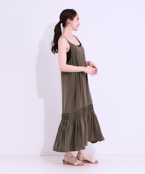 DRESKIP（ドレスキップ）の「【ひんやり】シャーリングがアクセントに 大人のデザインキャミワンピース（ワンピース・レディース・ブラック/ブラウン系・01/02/03/04）」の10枚目の写真