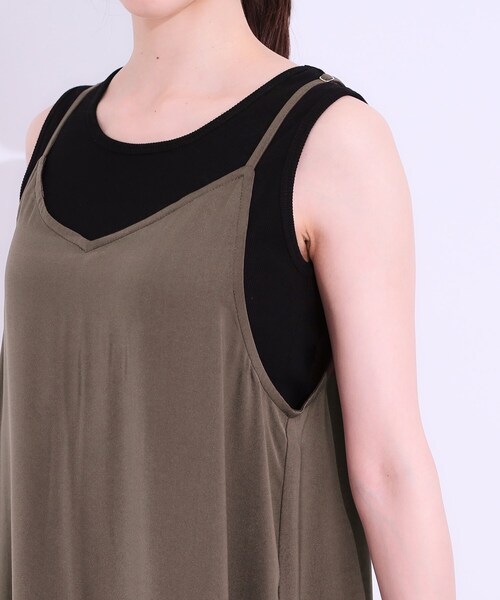 DRESKIP（ドレスキップ）の「【ひんやり】シャーリングがアクセントに 大人のデザインキャミワンピース（ワンピース・レディース・ブラック/ブラウン系・01/02/03/04）」の16枚目の写真