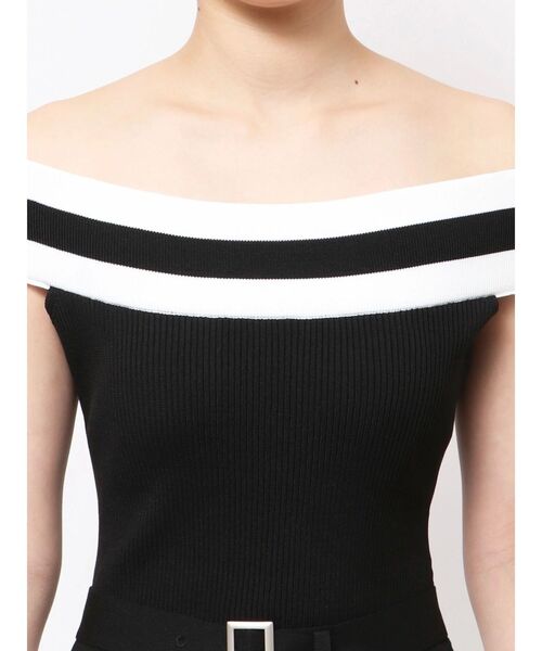 EATME（イートミー）の「ダブルベルトオフショルニットワンピース（ワンピース・レディース・アイボリー/ブラック/グレー・FREE）」の11枚目の写真