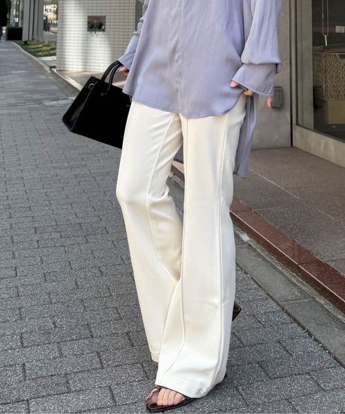 RANAN（ラナン）の「すっきりシルエット！ジャージー素材ピンタックフレアパンツ（その他パンツ・レディース・ブラック/アイボリー/ブラウン・S/M/L/LL）」の2枚目の写真