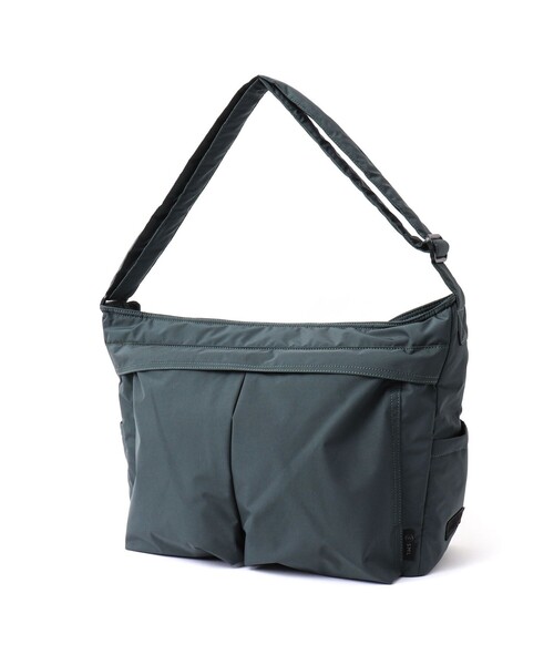 SML(エスエムエル)の「【SML/エスエムエル】別注ヘルメットショルダーバッグM(ショルダーバッグ・メンズ・グリーン/ブラック/ネイビー・FREE)」の10枚目の写真