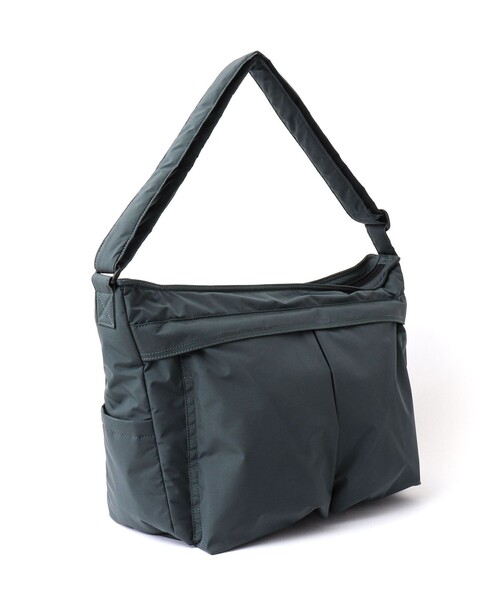 SML(エスエムエル)の「【SML/エスエムエル】別注ヘルメットショルダーバッグM(ショルダーバッグ・メンズ・グリーン/ブラック/ネイビー・FREE)」の21枚目の写真