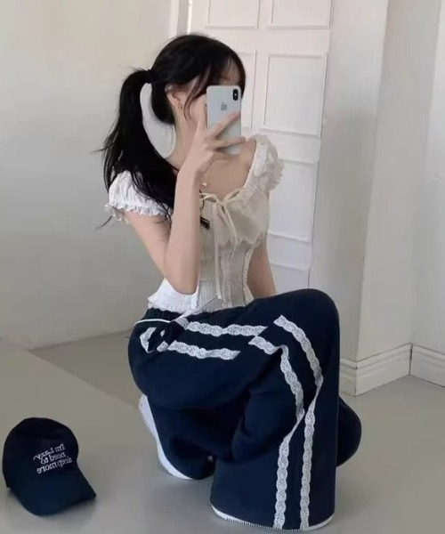 Teem Store（チームストア）の「韓国風 サイドレースラインスウェットパンツ イージーパンツ ウエストゴム＆紐付き（スウェットパンツ・レディース・ネイビー/グレー/ブラック・M/L）」の9枚目の写真