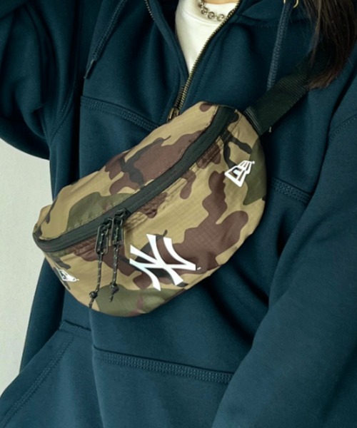 NEW ERA(ニューエラ)の「NEW ERA (ニューエラ)/MLB MINI WAIST BAG /軽量 ロゴプリント ボディバッグ ウエストバッグ ウエストポーチ ヒップサック(ボディバッグ/ウエストポーチ・レディース・ブラウン系カモフラージュ/ブラック/ブラック系その他・FREE)」の3枚目の写真