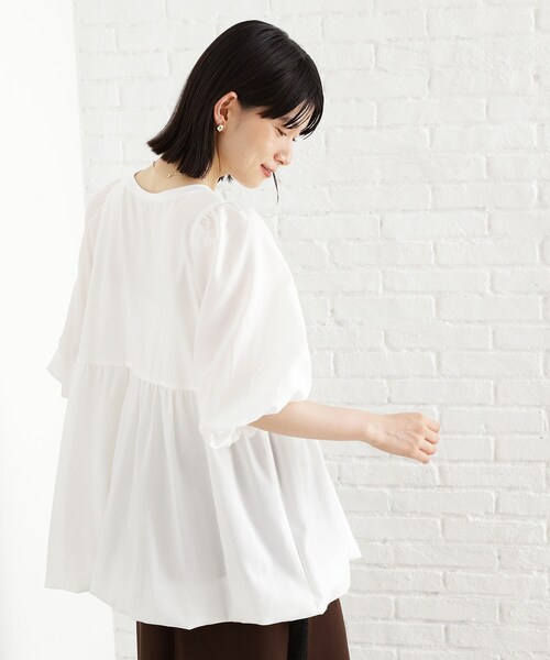 THE SHOP TK (ザ ショップ ティーケー )の「バルーンスリーブペプラムチュニック【洗える】(Tシャツ/カットソー・レディース・ブラック/ブラウン系/オフホワイト・12/13)」の5枚目の写真