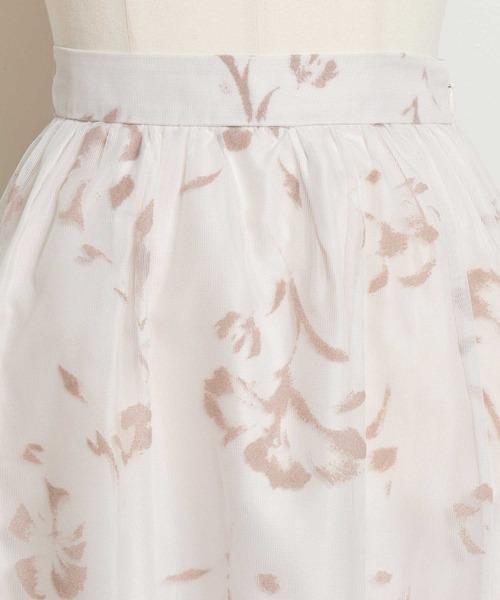 NOELA(ノエラ)の「フラワーフロッキーメッシュスカート(スカート・レディース・ボルドー/オフホワイト/ブラウン・M/S)」の4枚目の写真